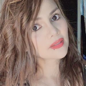 Meet your Posher, Leah